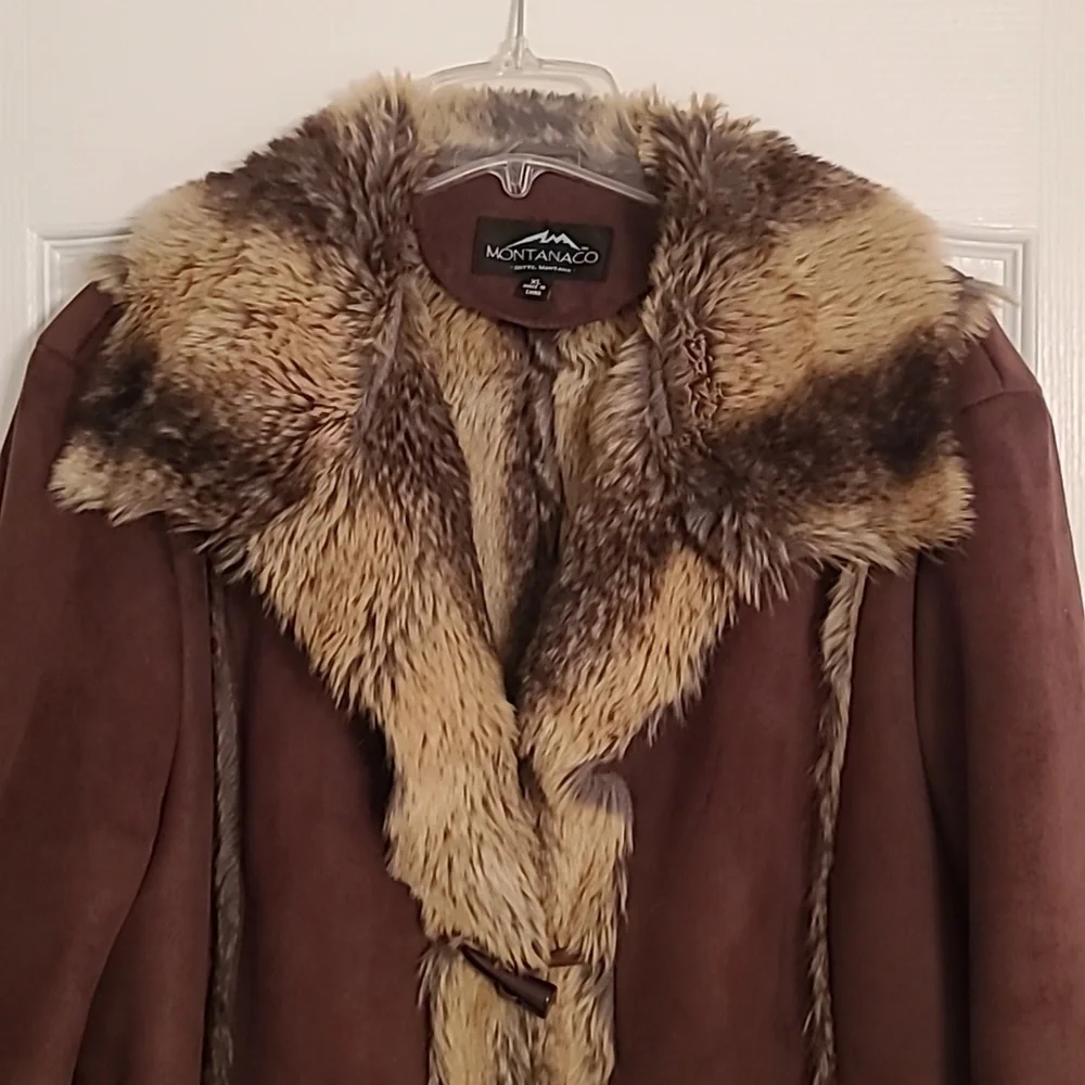Beautiful Faux Shearling Jacket Size XL - Picture 2 of 7